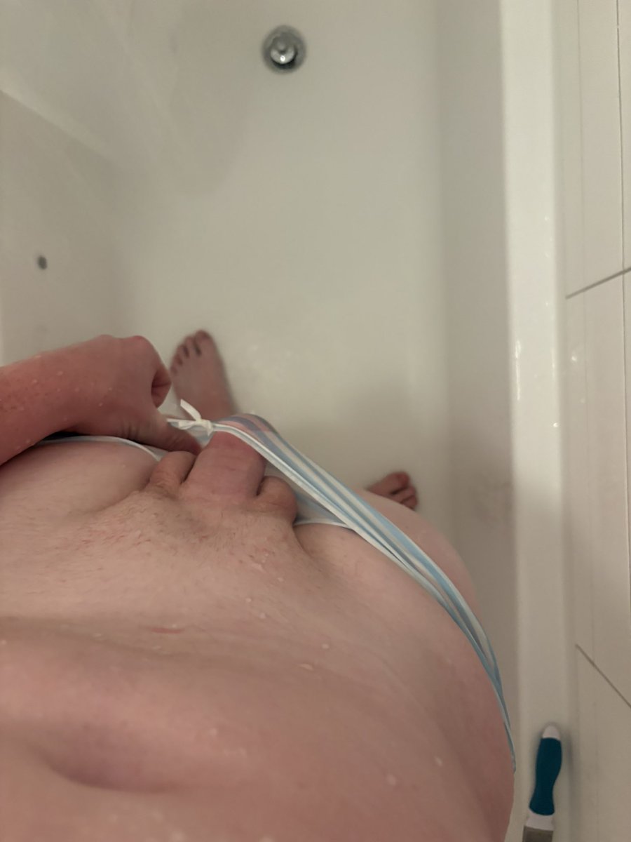 its_Dariusx's tweet photo. Panties got a lil wet… 😖

#femboy #gay #twink #panties #shower #cock #cutcock https://t.co/uKkO75JY43