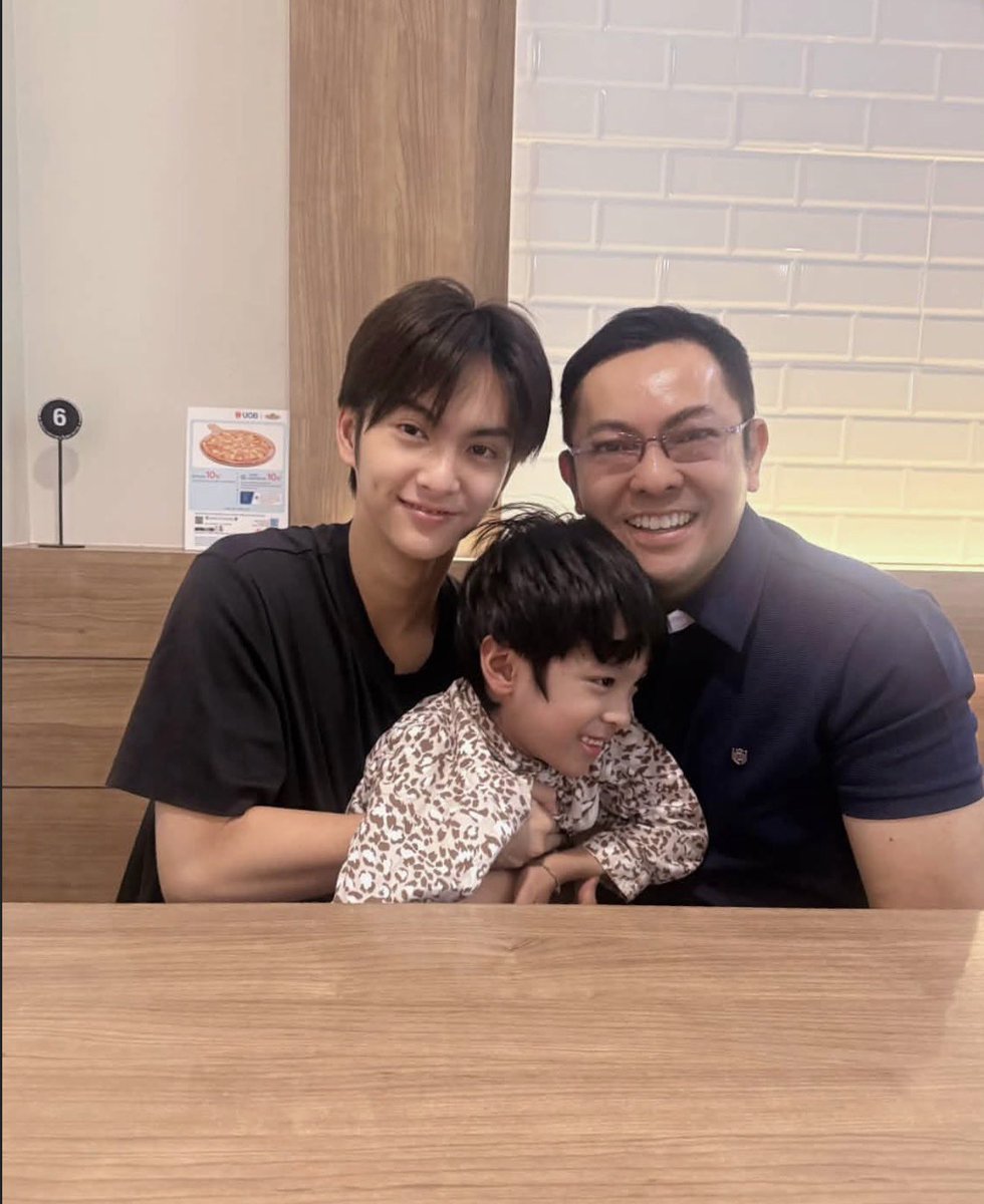 CeeuNani's tweet photo. ลูกตำรวจครับ https://t.co/59qsfuCvcN