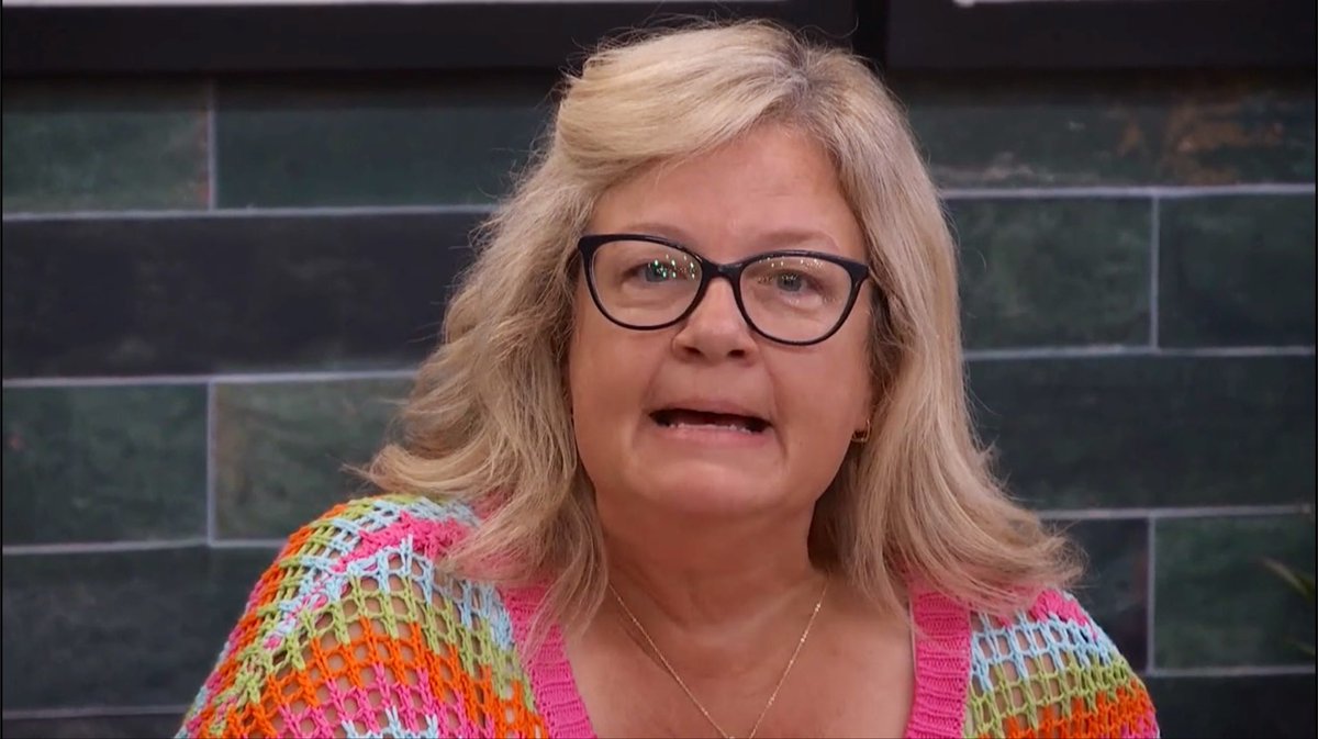 r_salazar956's tweet photo. The Real Crazy Eyes #crazyeyes #bb26 #bb28 #VoteDrew #Karen https://t.co/u1UMnexZAY