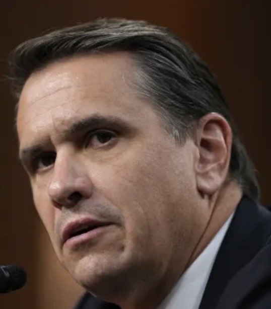 commons96055467's tweet photo. According to NY Times, the disgraced general Flynn already has received $1 million settlement from the government as result of Trump’s slush fund. The slush fund is not dead. Todd Blanche is lying. That’s why his nomination vote delayed. https://t.co/pkBMNpxon3