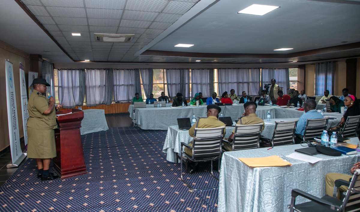 PoliceUg's tweet photo. The Uganda Police Force, through the Directorate of Forensic Services, yesterday conducted a training for journalists on responsible crime reporting, with support from @UNODCEastAfrica and @JLOSUganda.

The training, facilitated in partnership with the @ODPPUGANDA and the @JudiciaryUG, equipped media practitioners with the legal, ethical, and professional principles that guide crime and justice reporting, underscoring the media’s vital role in promoting fairness, accuracy, and the administration of justice.

Participants benefited from insightful presentations by Hon. Justice Lawrence Tweyanze and Ms Rachel Odoi-Musoke, Senior Technical Advisor to the Governance and Security Programme, who shared the judicial perspective on responsible media reporting and its impact on the administration of justice.
See more..
https://t.co/IGCYBTuCGh