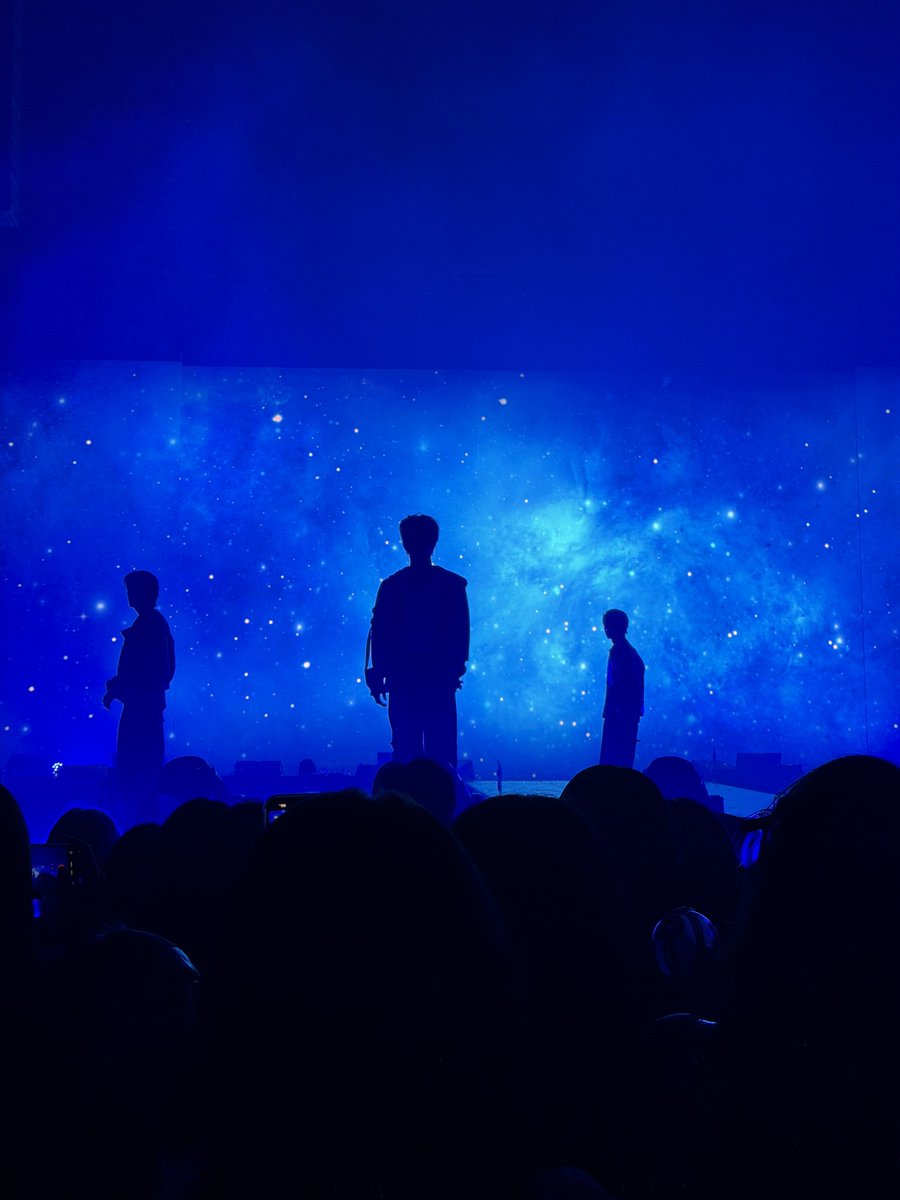 dd209xx's tweet photo. 뛰어다니느라 바빳던 오클랜드 데이투 끝 . . https://t.co/gjjJOxiPEj