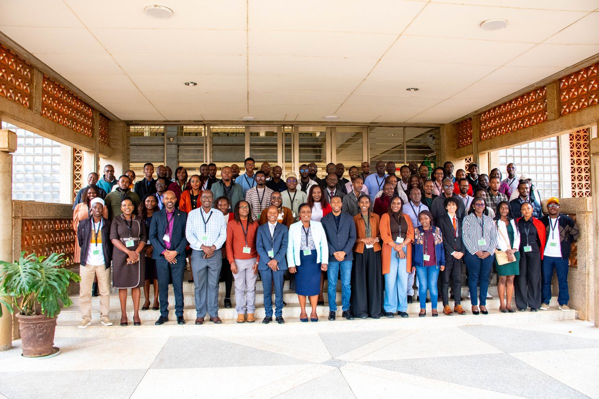 DiscoverJKUAT's tweet photo. This week on our blog, we highlight how JKUAT is advancing human-centred innovation through the Human-Computer Interaction (HCI). Bringing together researchers, faculty, postgraduate students, designers, developers, innovators, and industry experts, the HCI workshop held on 22nd and 23rd July 2026, explored emerging areas such as artificial intelligence, user experience, accessibility, digital health, and education technologies while fostering collaboration, mentorship, and research that addresses real-world challenges.

🔗 Read the full story on the Discover JKUAT Blog: https://t.co/fKjght3Tn7
#JKUATPAUGrad2026