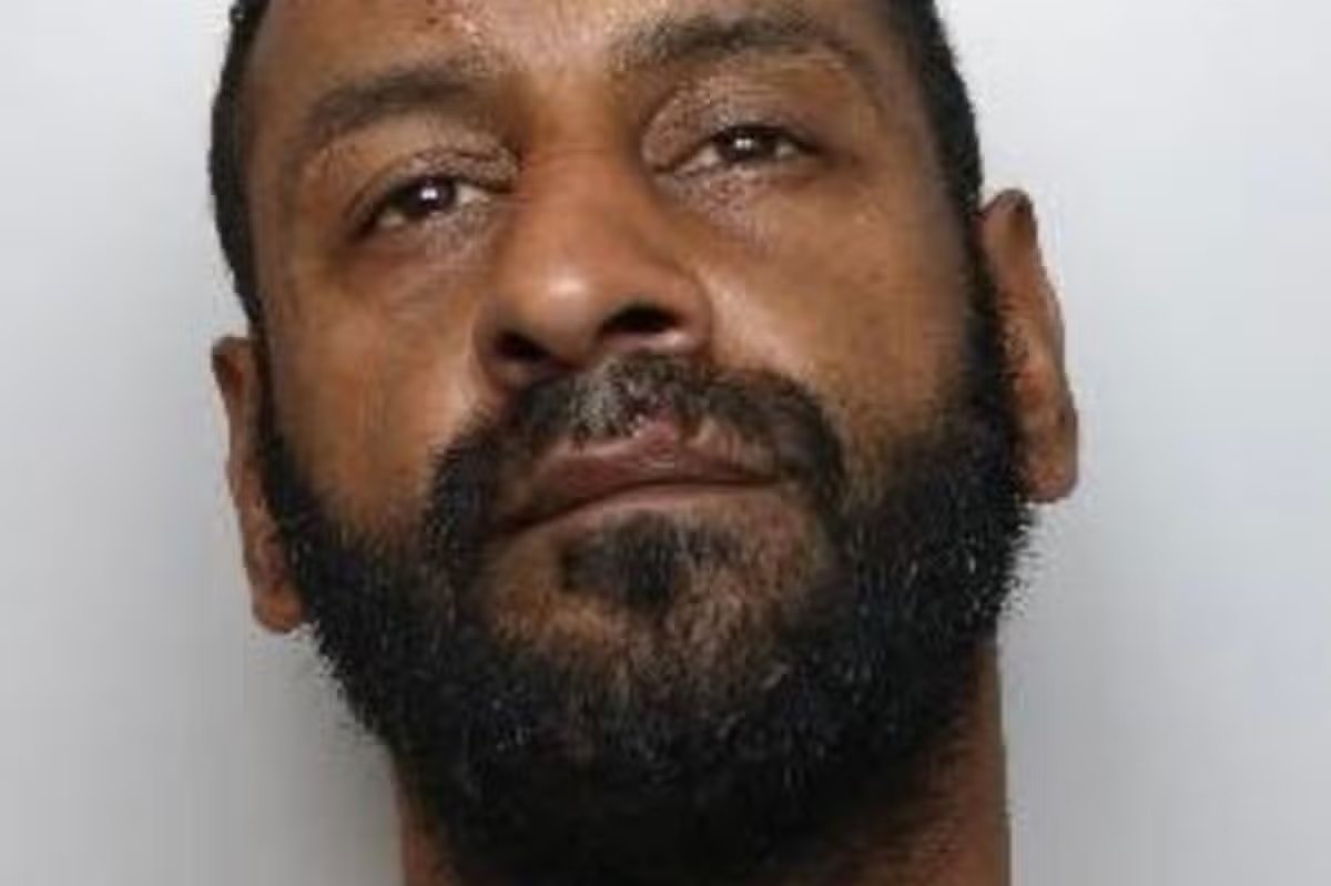ImtiazMadmood's tweet photo. Man who raped unconscious woman as four girls begged him to stop is jailed.

Ansar Younis was jailed at Sheffield Crown Court after carrying out the rape in Sheffield city centre in the early hours of September 20 last year.

The four girls who witnessed the assault challenged Younis and pleaded with him to stop but he ignored them. It was then that they started filming the attack.