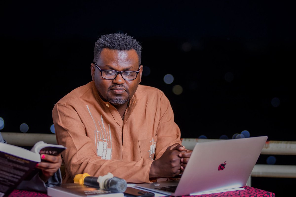 IngoMagazine's tweet photo. La littérature burundaise s’est enrichie d’une nouvelle voix ce 24 juillet 2026 à Martha Hotel, en province de #Bujumbura, avec le lancement officiel du livre "Le Chant des rives", premier roman de l’écrivain belgo-burundais B. Claude Ntahuga.
#Burundi
#Booktok 
#VisitBurundi https://t.co/QtIXm9JX3G