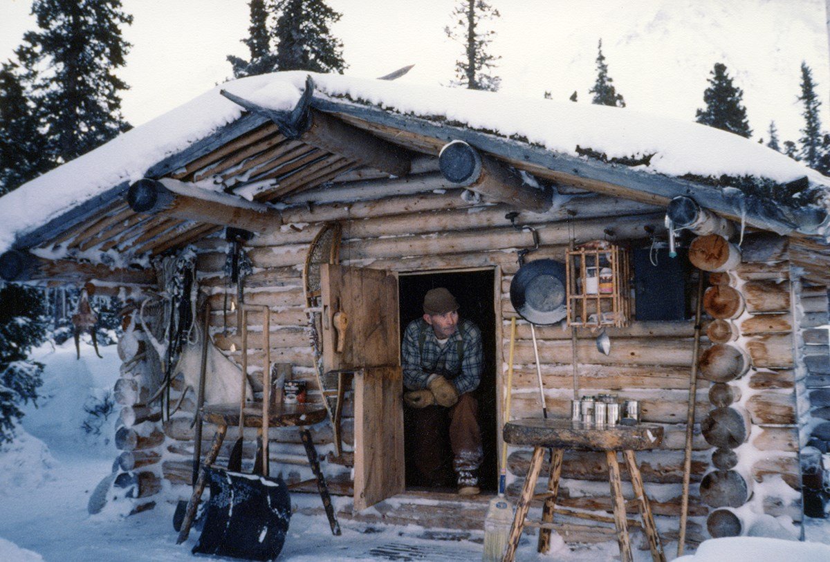 Untiroalaire's tweet photo. two paths into the wild:

build a long, quiet life of craftsmanship like Richard Proenneke, or risk it all like Chris McCandless, claimed by a single, unforgiving mistake https://t.co/u1xZYOhD4Z