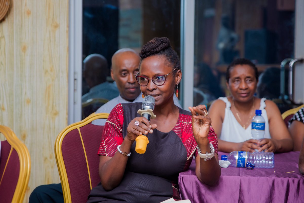 IngoMagazine's tweet photo. Les journalistes Justine Bitagoye, Jacqueline Segahungu et Nestor Nkurunziza, ont échangé sur la place du récit intime dans la compréhension de l’histoire et de la mémoire collective du #Burundi.
#Booktok 
#VisitBurundi https://t.co/fhHgzrEinC