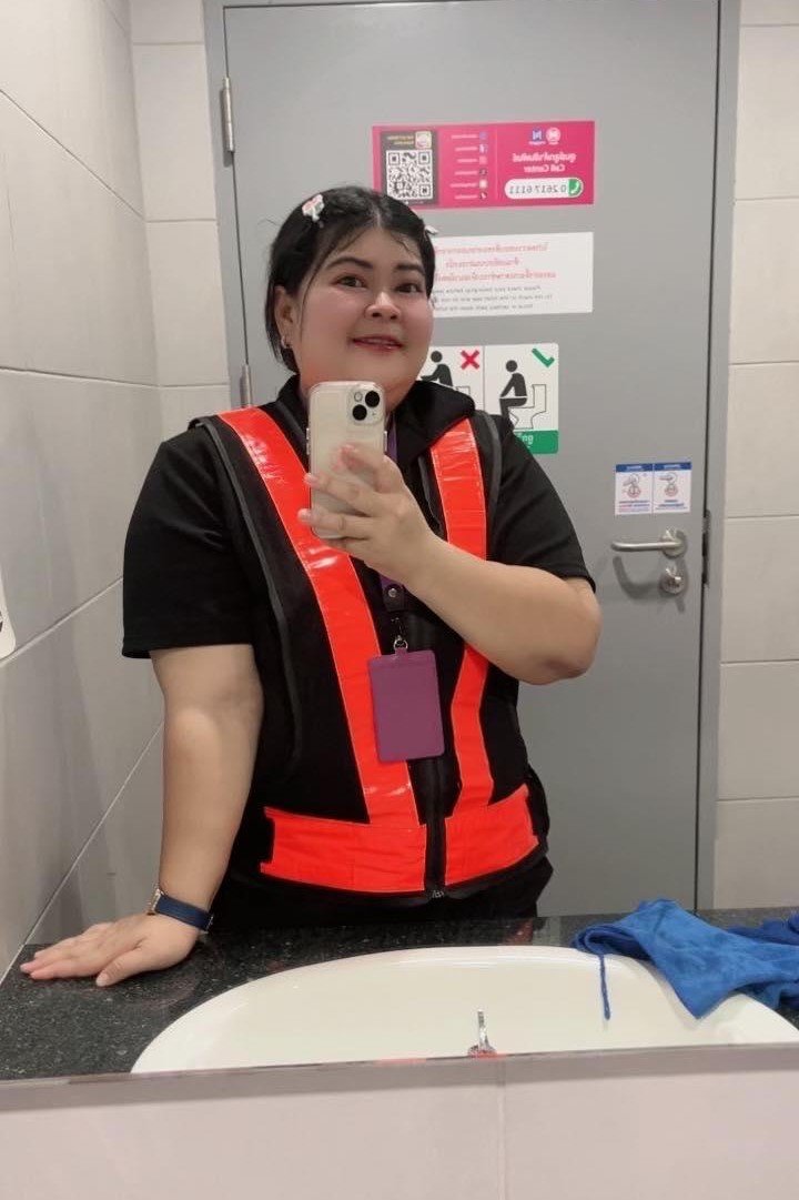 er11xx60's tweet photo. จ้างไปเย๊สได้ค่ะ ไม่มีเรื่องเงิน🤍 รีแอดกลับค่ะ https://t.co/skyGOHbxvT