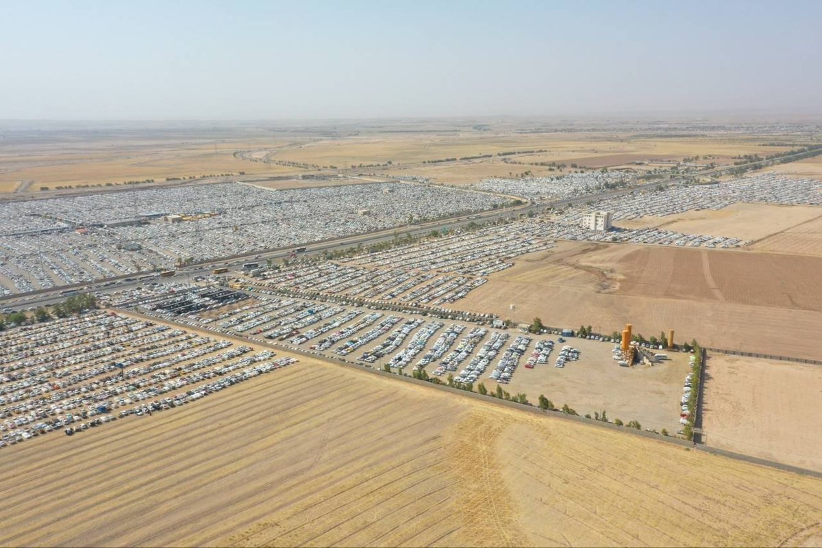 PressTV's tweet photo. Aerial photos show the massive influx of Arbaeen pilgrims and heavy traffic at Iran's Mehran border crossing. 

Follow: https://t.co/LWoNSpkc2J https://t.co/jjxnX4ZAj0