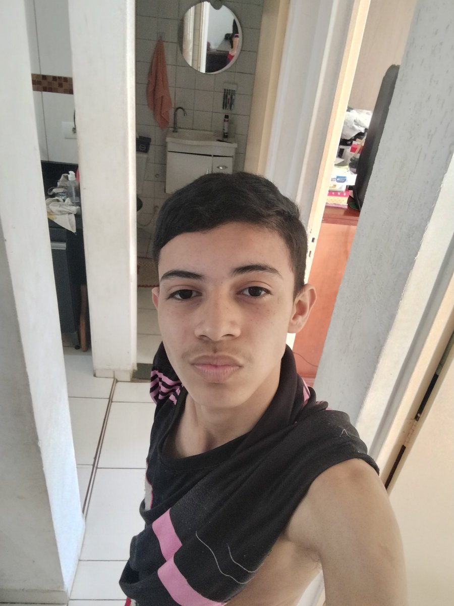 Cardos0_Silva's tweet photo. Não gosto daqui... https://t.co/BC1TrnhX4q