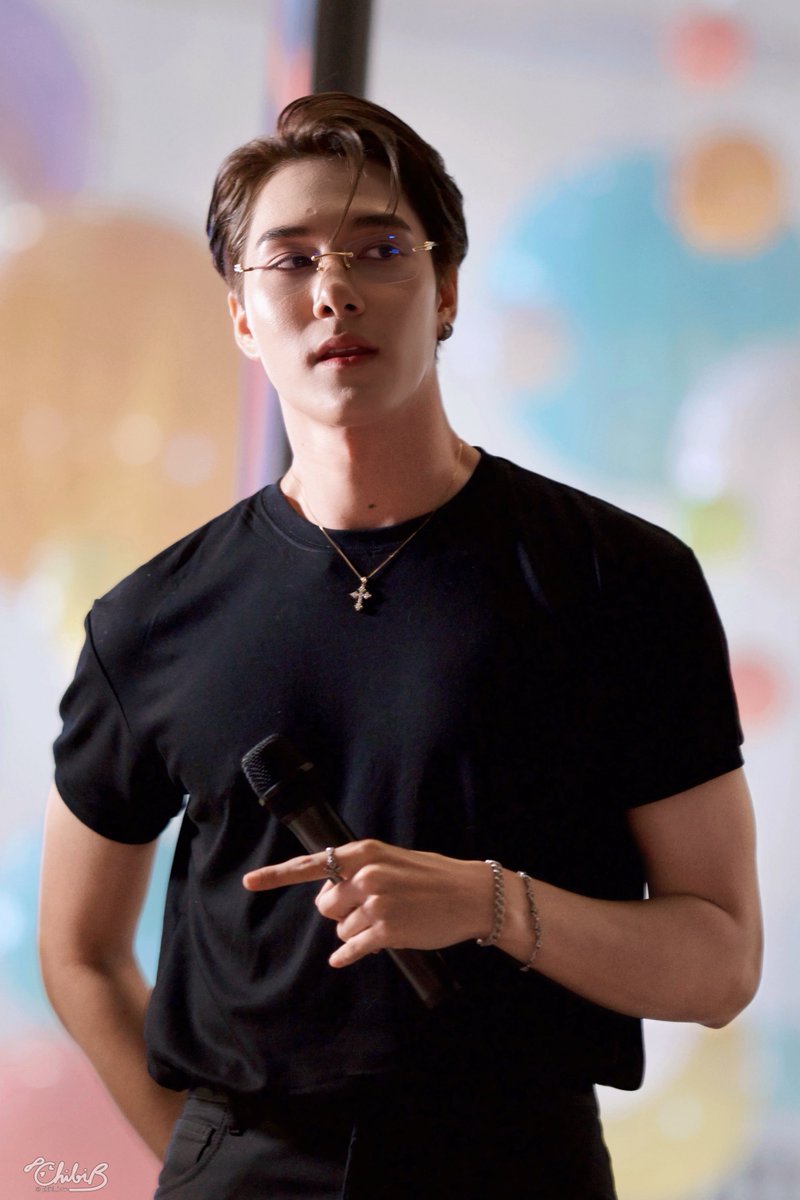 chibi_bow's tweet photo. หมดใจให้รัญเลยค่ะ 😳🔥

SKYNANI SMYLENEONA FANSIGN

#งานมหกรรมนิยายนานาชาติ2026xSkyNani
#hirunkit_ @Hirunkit_ https://t.co/dkfrp3uI4e