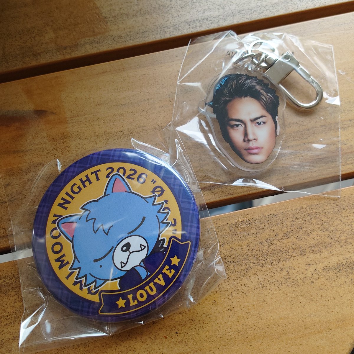 Iwask_3's tweet photo. #ØMI MOONNIGHT2026 Øto3
#登坂広臣 #OMI 会場限定 ガチャ カプセル

譲)写真１枚目

求)写真２枚目👐

本日現地(京都)交換希望

会場で交換可能な方いらっしゃいましたら、お気軽にお声掛けお願いします🙏 https://t.co/mXgxS34QZH