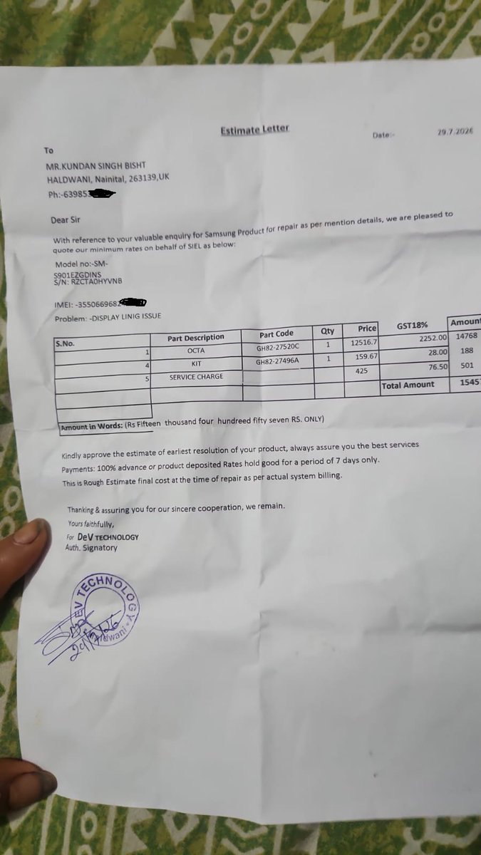 lbgame1's tweet photo. My Samsung Galaxy S22 developed green + pink lines on the display out of nowhere, no drop, no water damage. The service centre in Haldwani is quoting ₹15,457 for a screen replacement. This is a known display defect; requesting help here. @SamsungIndia https://t.co/ZvqgEaKKmN