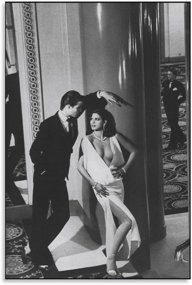 Zouvariss's tweet photo. Helmut Newton https://t.co/jONsRitN4B
