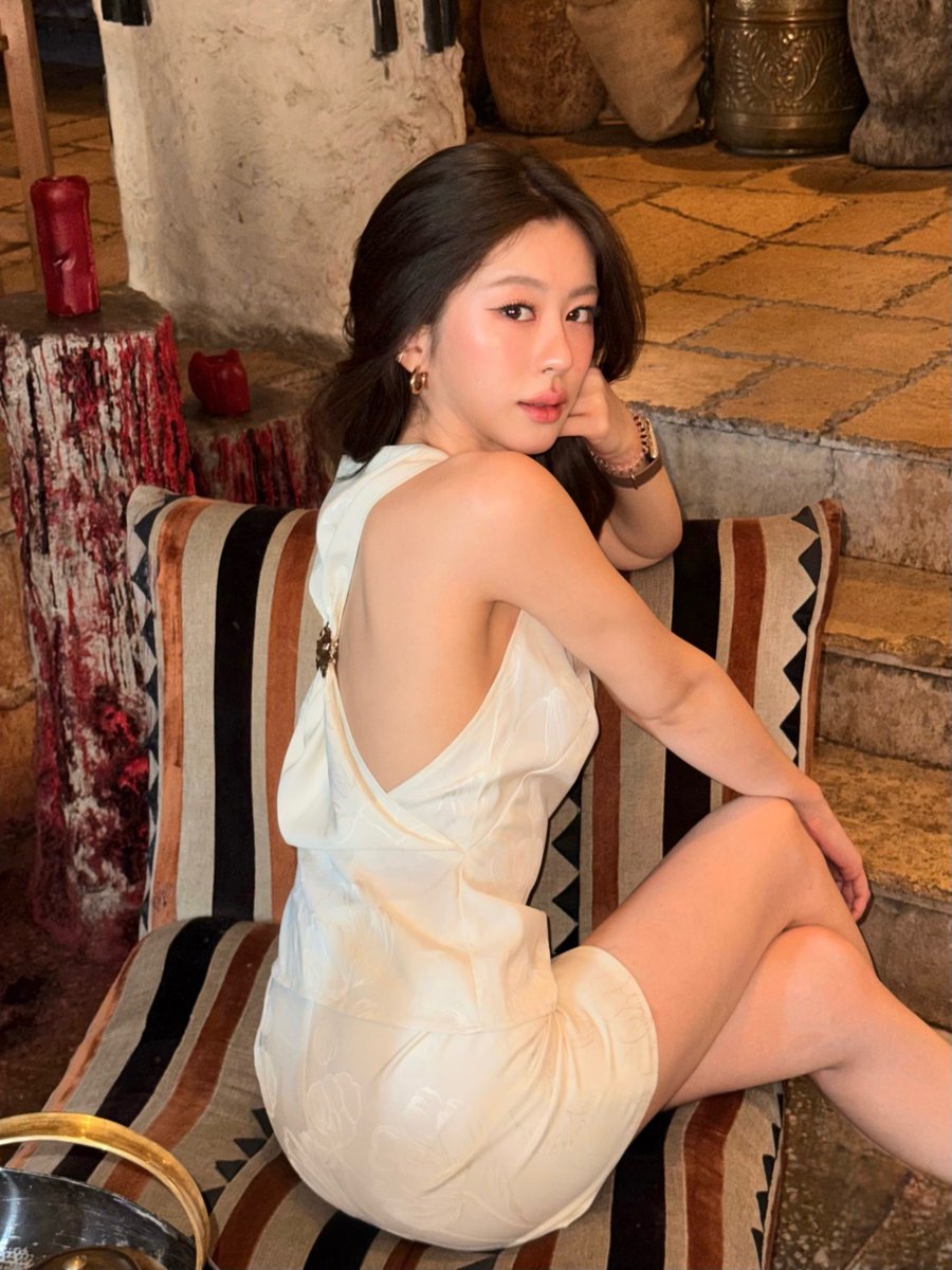 JourneywithBam's tweet photo. [300726] 📸
IG Post : bbam_s

Рақмет 🇰🇿✨ 
city day 🪾
@.calico__official

#BamSaralee #แบมสราลี https://t.co/DC5g2lIOi9