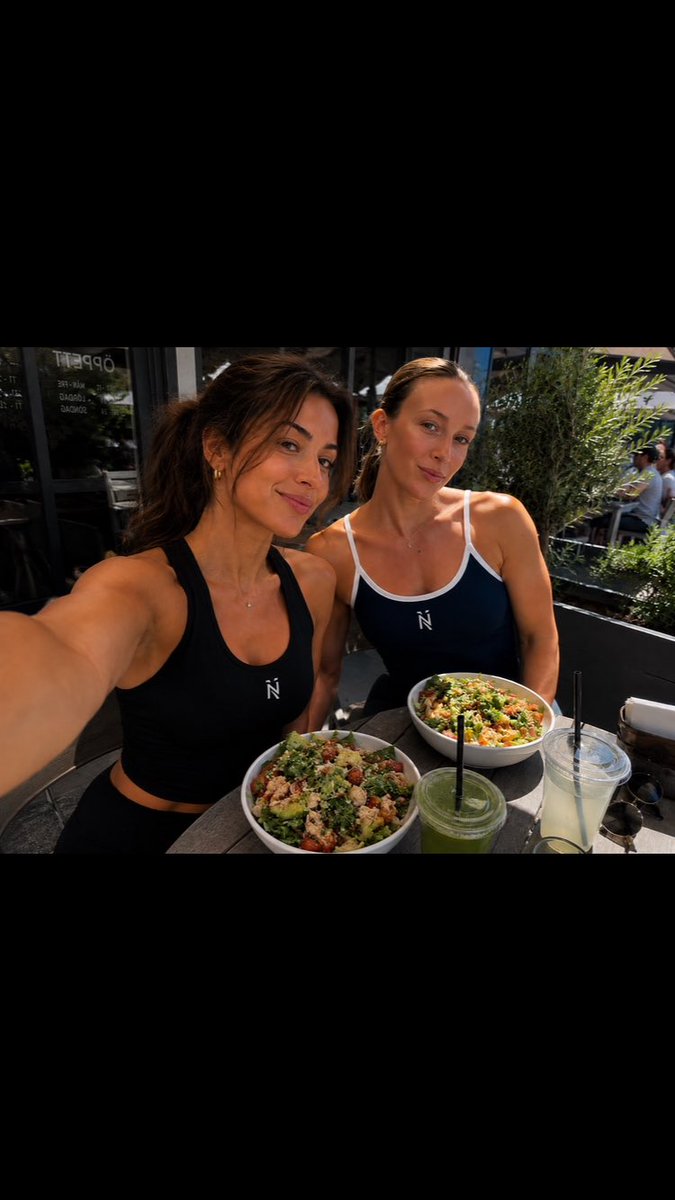 send2novalind's tweet photo. Healthy lunch after gym. Which one of you tiny loosers will be the first to pay up for it? https://t.co/tRwj6NmDzV
