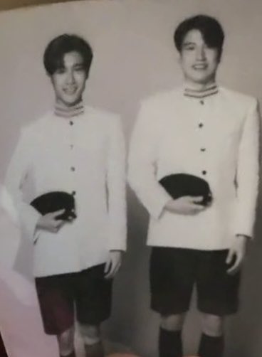 sourgrapes190's tweet photo. พ.ศ.2464 ถ่ายรุปกับเทอขาครั้งแรก กลั้นยิ้มไม่ได้เลย - ภพธีร์

#อรุณรุ่ง #innongsa #อินองศา https://t.co/LJCH4XvdzU