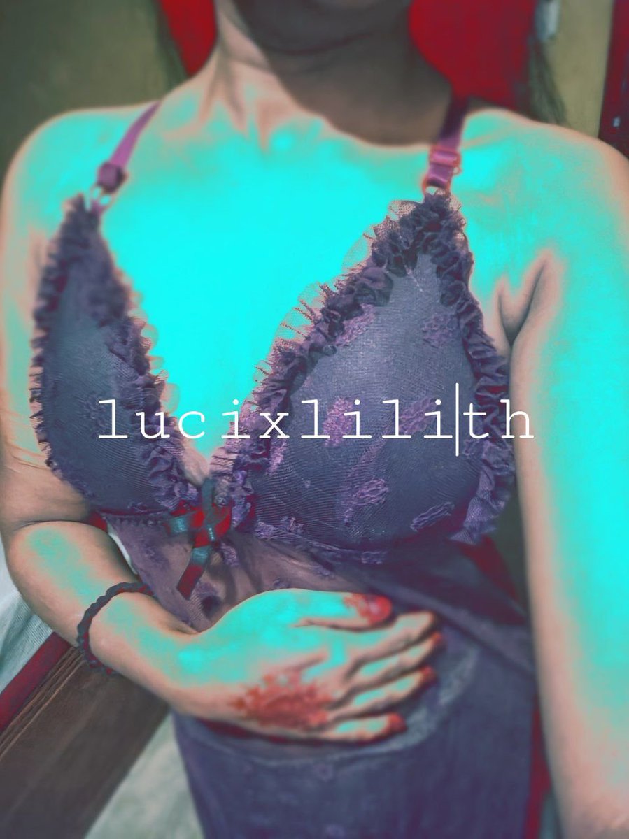 luciXlilith02's tweet photo. বউ কাল ডেলিভারি ম্যান দিয়ে এই ড্রেস আনিয়ে এই সেলফি তুলে আমাকে আহবান জানাচ্ছিল https://t.co/UM0X6t0lSG