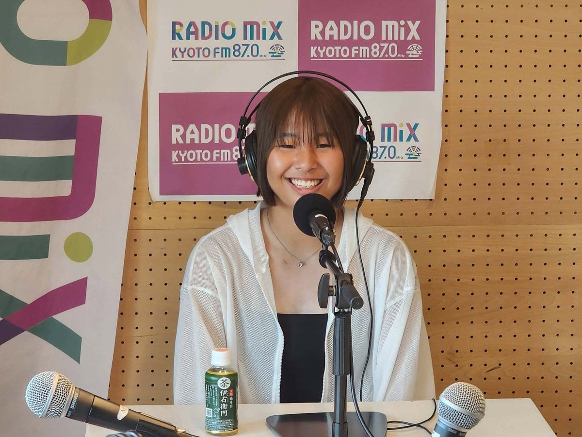 radiomixkyoto's tweet photo. 【ご出演ありがとうございました！】
《おひるの京まちラジオ木曜日》

高校生モトクロスライダー河合華翔菜（みとな）さん

今の活動、今後の展望などを語っていただきました。
怪我に気をつけて、これからもがんばってくださいね！

再放送今夜21:00- （土曜日16:00-）

#fm870 #オフロードバイク https://t.co/zdnFMiiDJA