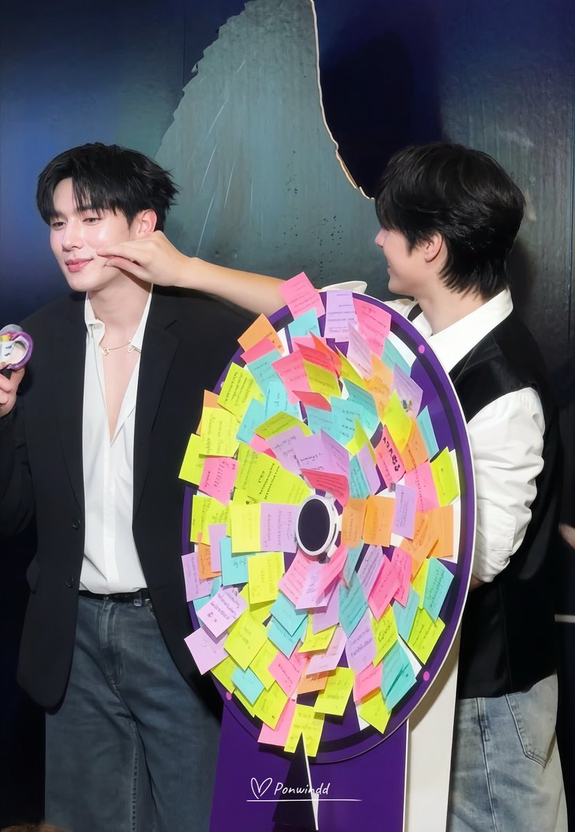 ponwindd's tweet photo. ใครเคะ ใครเมะ นะคะ ขออีกรอบ

DBTE FAN GATHERING

#รวมพลอย่าขอพี่เจน
#TeeHeng #ตี๋เฮง https://t.co/Kz9IsDotOu