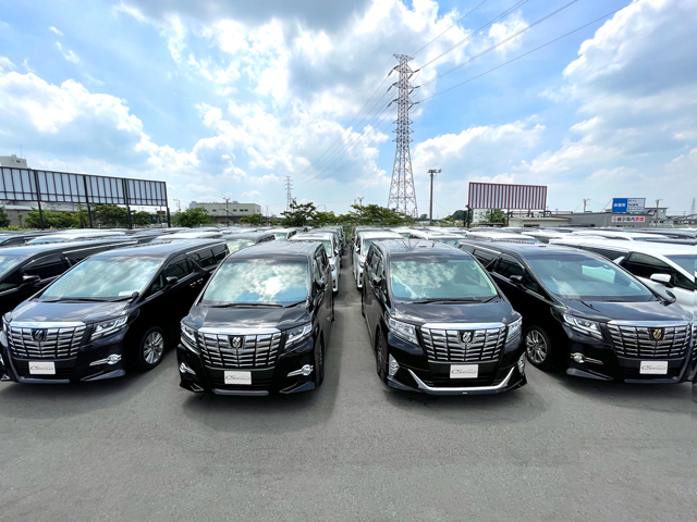 csautojp's tweet photo. アルファード中古車探すなら！
CSオートディーラー アルファード専門店へ！
ハイブリッドも大量在庫！
今すぐ検索⇒　https://t.co/VaR4feAJEr

#CSオートディーラー #CSオート #中古車 #関東最大級 #アルファード #トヨタ #30系 #埼玉 #岩槻 https://t.co/se1e6UY8b5