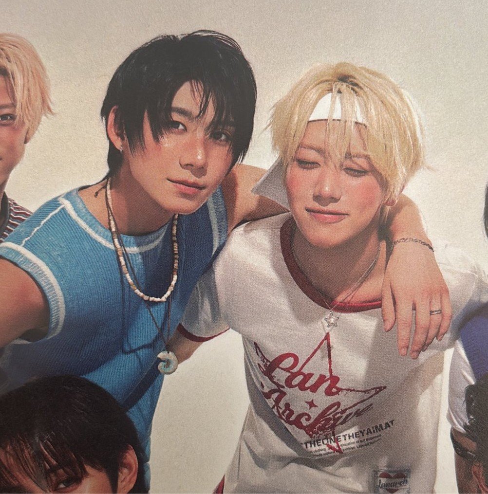 uwungz's tweet photo. Shall we each give one compliment to each other?

Han: To start with Woongki hyung, his blonde hair suits him really well. It's not an exaggeration to say that he reached his peak during this comeback. He's pretty. He sings well too. He dances so good too. His ability to pull off the concept was also incredible. He did everything well!

AND WHAT IF I CRY ON HOW HANI SHOWERED WOONGKI WITH SO MUCH COMPLIMENTS??? 🥹😭😭

#차웅기 #WOONGKI #아홉 #AHOF