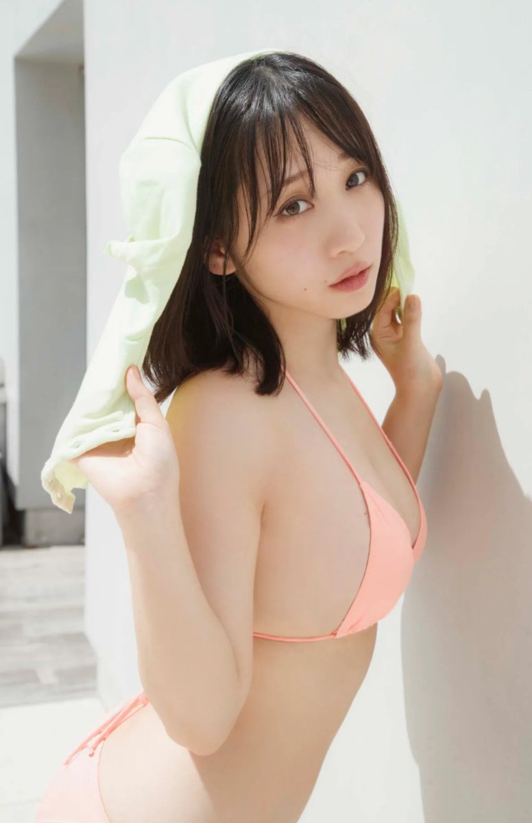 SoloBoy_grav's tweet photo. セクシー戦闘力が高すぎる😍

#伊織もえ #グラビア https://t.co/DkUKJrimb9