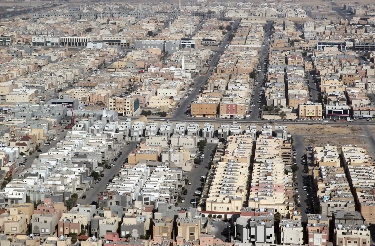 NewslyKSA's tweet photo. 🏡 بدء التسجيل العيني لـ167 ألف قطعة عقارية في 5 مناطق

📍 السعودية 🇸🇦
🏘️ يشمل أكثر من 167 ألف قطعة عقارية
📍 الرياض والقصيم وتبوك وحائل والشرقية
🗓️ التسجيل يبدأ 2 أغسطس حتى 5 نوفمبر
📄 إصدار رقم عقار وصك تسجيل لكل وحدة
✅ يعزز موثوقية العقارات وشفافية القطاع https://t.co/xHXiDGhUtv