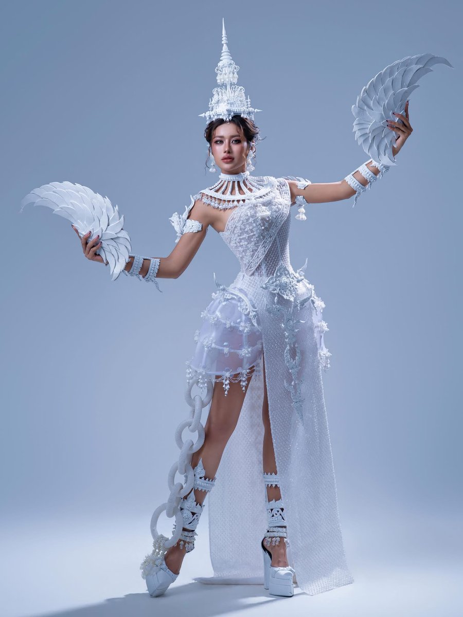 Justme_Ryny's tweet photo. #MissSupranationalCambodia2026 National Custome, 🕊️ The Peace 🕊️
A bird that longs for freedom, symbolizing people all around the world. Together with my homeland, it carries one shared hope—for peace, harmony, and a future where everyone can live in unity. https://t.co/IKfCK3T5J0