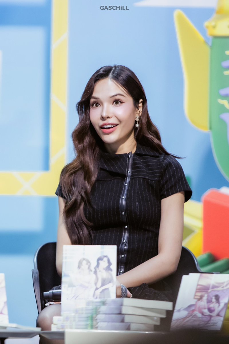se7enbunny's tweet photo. Whenever Sonya makes this face, Lookmhee definitely said something unhinged 😆

#ลูกหมีซอนญ่า #LMSY https://t.co/0UYUrtOPpn