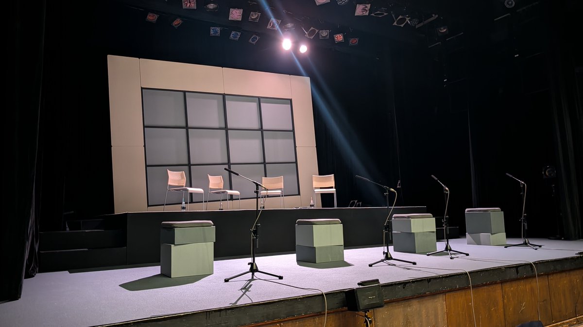 _nnmkw's tweet photo. ROOM観た！朗読劇初めてだったけどみなさまの演技力もあって話もキャラクターもわかりやすくてめちゃおもしろかった〜 https://t.co/A8AYxtETAF