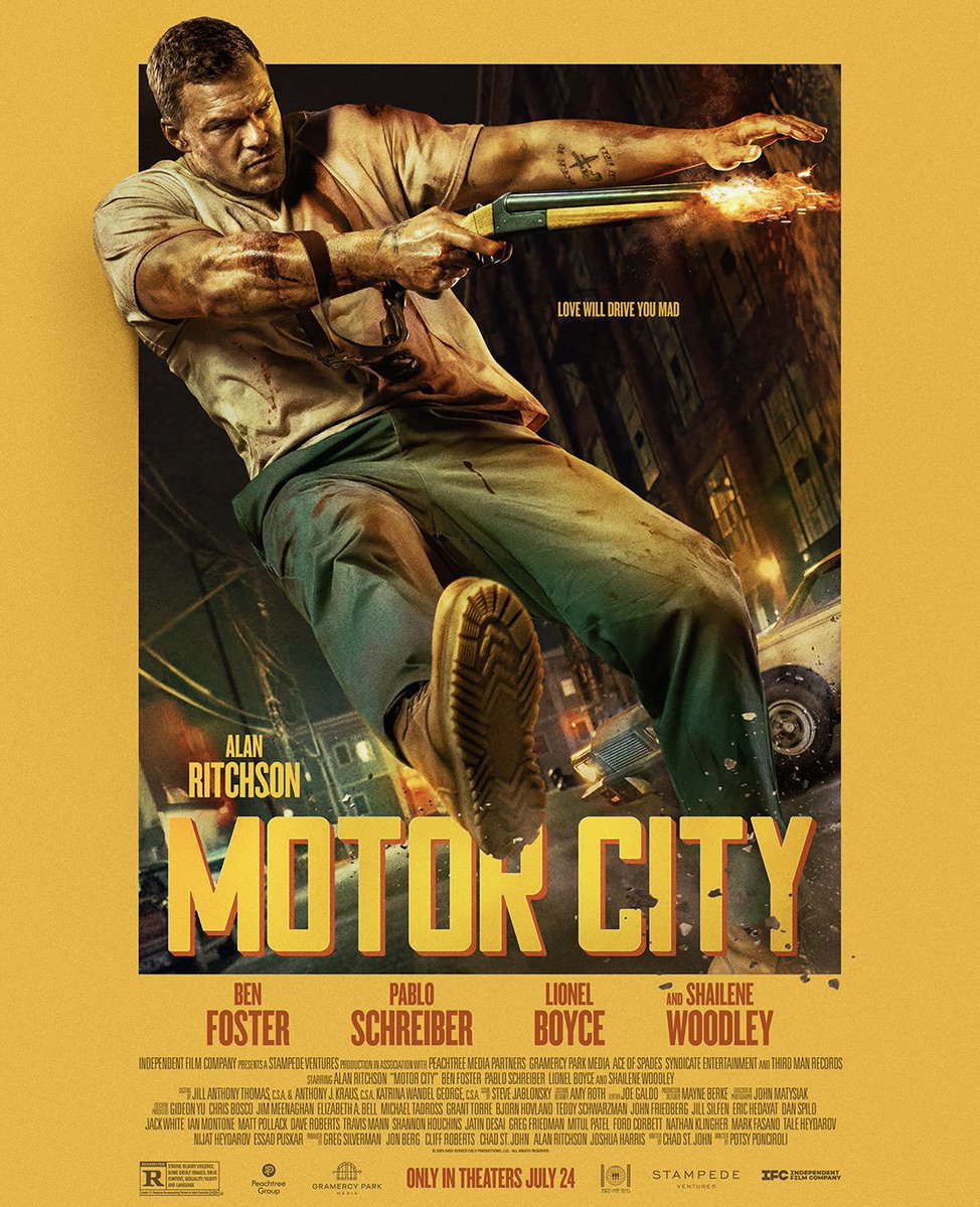 MoviePlusx's tweet photo. Alan Ritchson isn't resting at all. https://t.co/2adJXcccoz