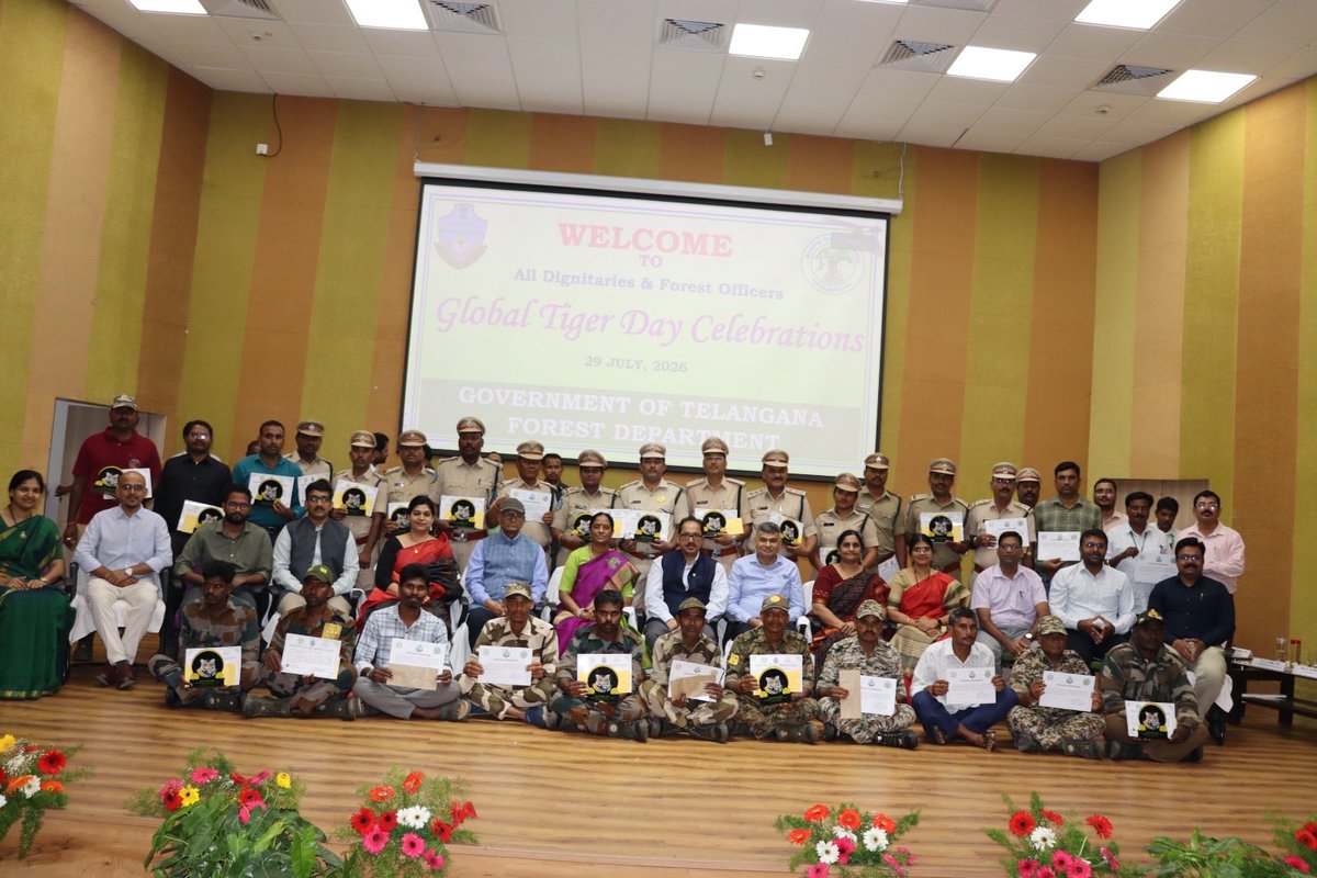 TGSFAHYD's tweet photo. Celebrating #GlobalTigerDay2026 at TGSFA, Dulapally 🐯
With Hon’ble EF&amp;E Minister Smt. Konda Surekha Garu , Sri Vinaykumar,IFS, PCCF (HOFF)&amp;CWLW &amp; Dr.Priyanka Varghese IFS, Director TGFA along with all Sr officers and esteemed guests.@iamkondasurekha @TelanganaFD @priyankaaIFS https://t.co/51NfJKLBUf