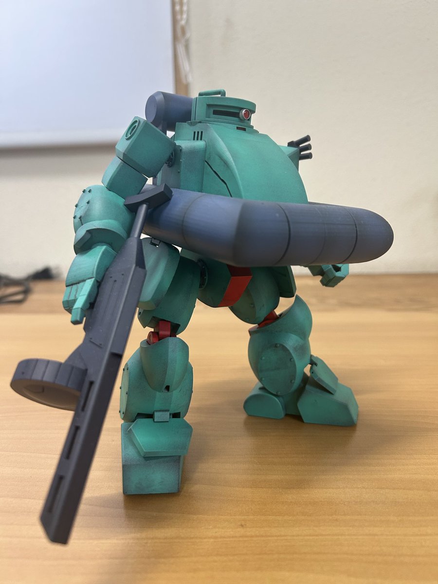 aisu01's tweet photo. みんな大好きムルディア・ファッティーの水上戦仕様完成です
前に設計したムルディアファッティーに浮袋(ハイドロジェット付きフロート)を付けて再設計したのを３Ｄプリンターで作りました
#ボトムズ https://t.co/jrZSnvltzg