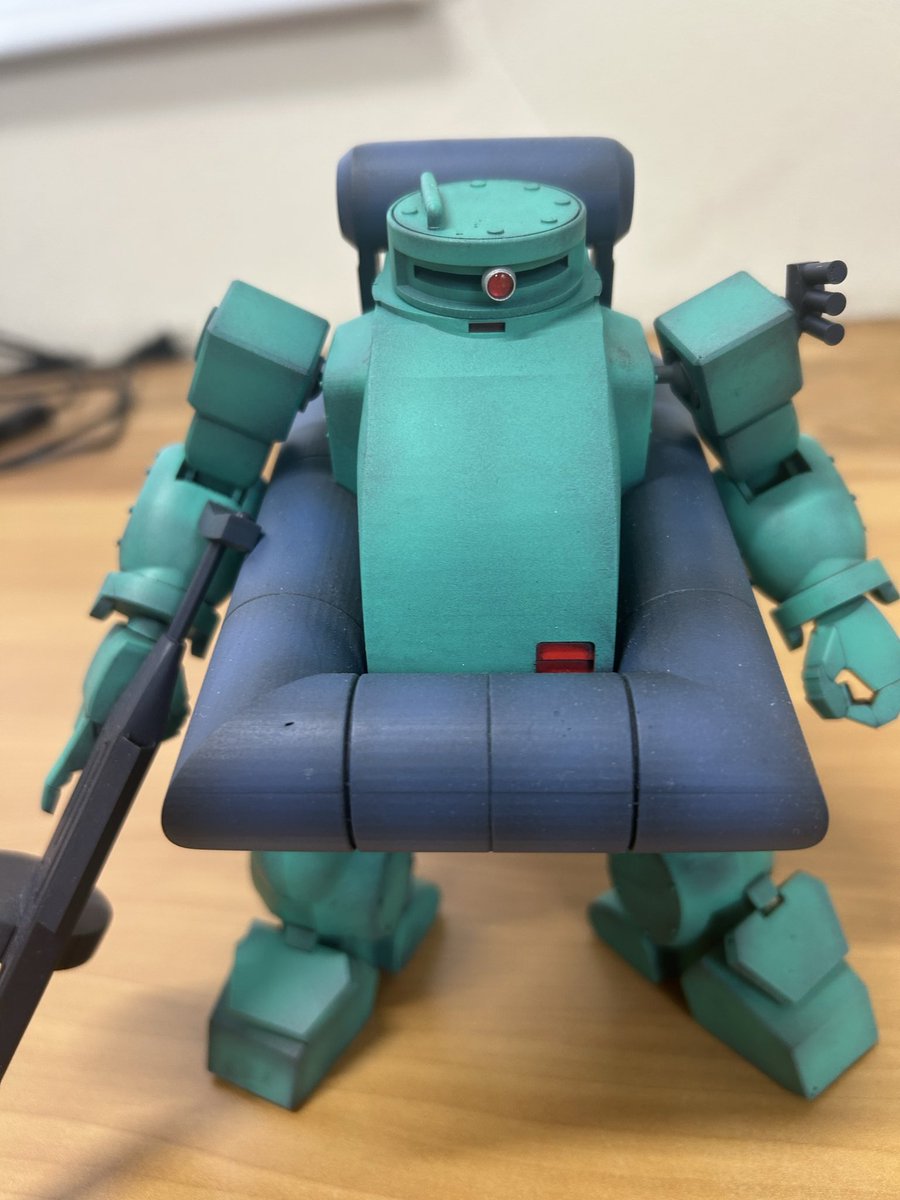 aisu01's tweet photo. みんな大好きムルディア・ファッティーの水上戦仕様完成です
前に設計したムルディアファッティーに浮袋(ハイドロジェット付きフロート)を付けて再設計したのを３Ｄプリンターで作りました
#ボトムズ https://t.co/jrZSnvltzg