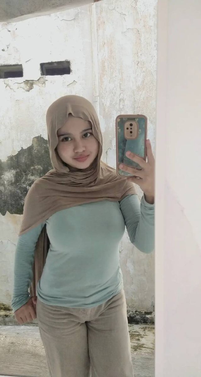 mibisfax's tweet photo. Dear just friend OPEN BO please stay di sumini aja ya hihu malang #bantenopenbo #openbobanten #bantenvcs https://t.co/qxG8r3NFPc