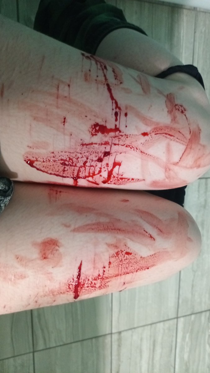 Dumbnmuzzled's tweet photo. Couple of good ones, multiswiping where would I be without u!! Can't wait to get drunk this weekend. Messy as shit because I'm an idiot. https://t.co/sFKtQKNNzv