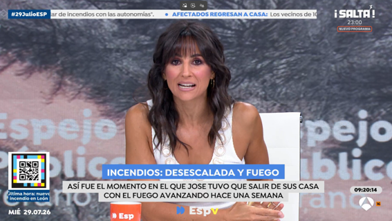 atresmediacom's tweet photo. #Audiencias I

👉 '@EspejoPublico Verano' vuelve a superar a su competidor privado este miércoles

📺 Firma un 12% de cuota, con 285.000 seguidores de media y 1.856.000 espectadores únicos

🔼 Antes, #NoticiasDeLaMañana sube al 16,9% de cuota media, su mejor dato desde febrero https://t.co/amudOu6E8w