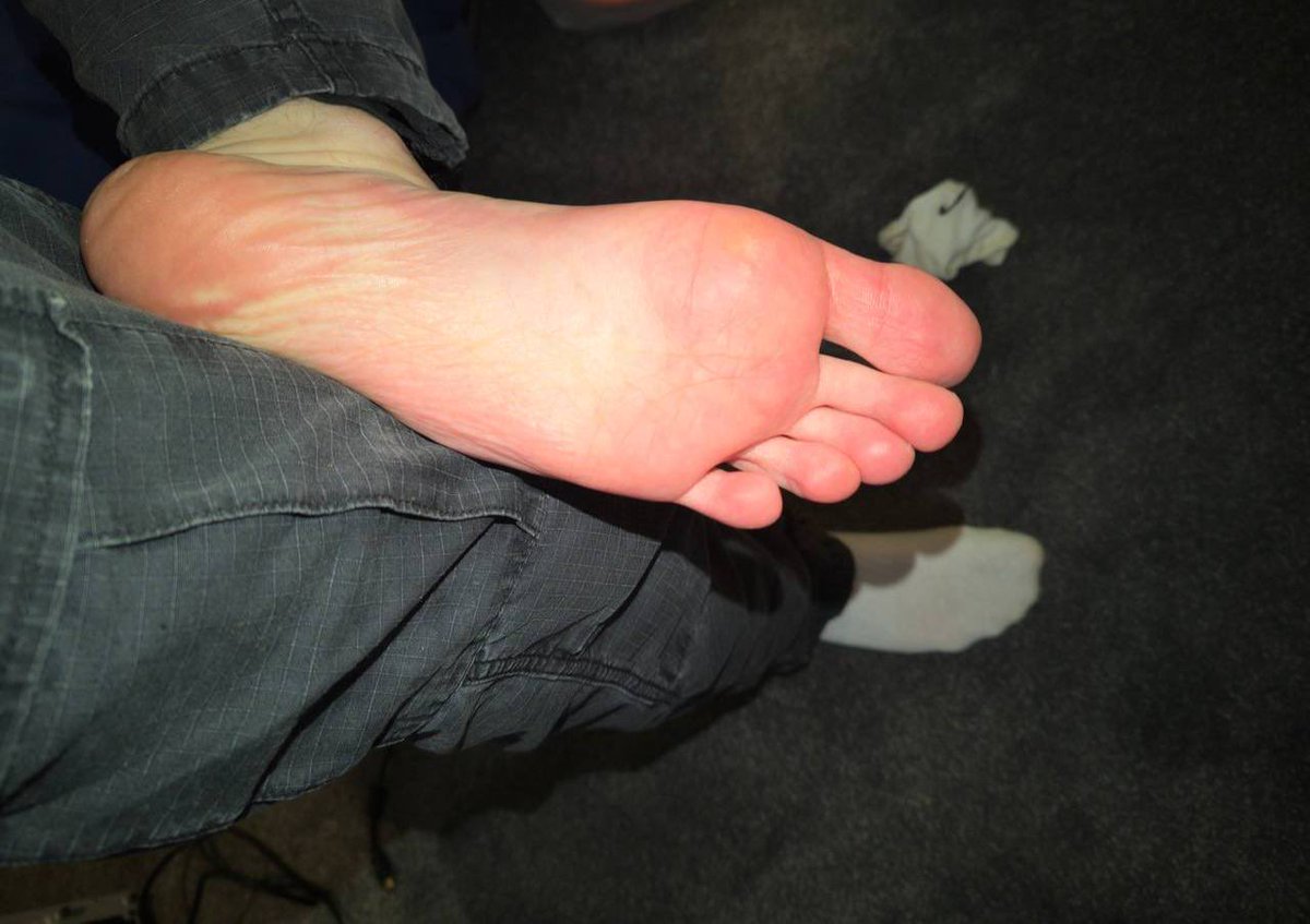masterjackrulez's tweet photo. They’re too perfect for you losers 😏 #findom #feetworshi̇p #footfetish #footmaster #finfet #feet #cashmaster #paypig #boyfeet https://t.co/6IY4YLKb8v