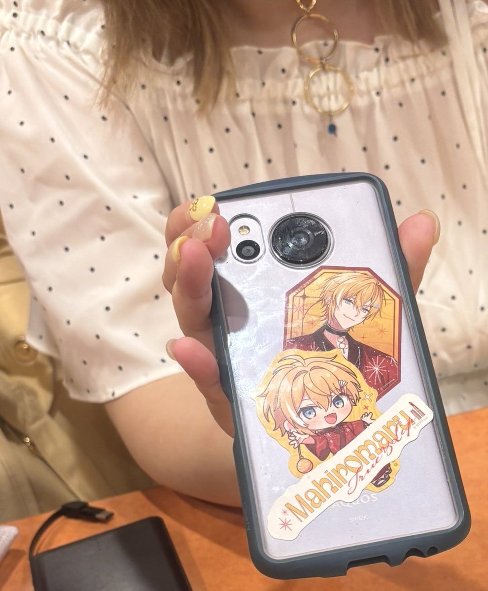 dandelion498124's tweet photo. スマホ裏がとぅるりぷまひくん仕様になってはぴ💛 https://t.co/n8zTdRHj7X