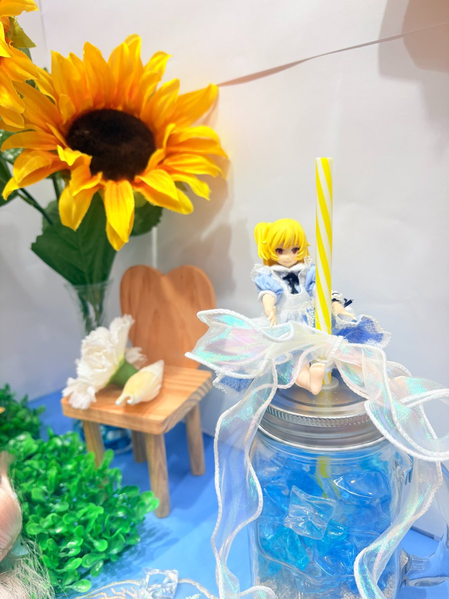 LittleworldDoll's tweet photo. 【小倉店】🌻撮影ブース更新のお知らせ。🌻
　　　
テーマは『ひまわり🌻』です。

ドールやぬい撮影はもちろん！
推し活やプラモ撮影などにもご利用できます

#あるあるCity ５階ジーストア小倉店にて皆様の
ご利用をお待ちしております。
#リトルワールド_ジーストア
#ドル活 #ぬい活 https://t.co/vnJH5hiZTY