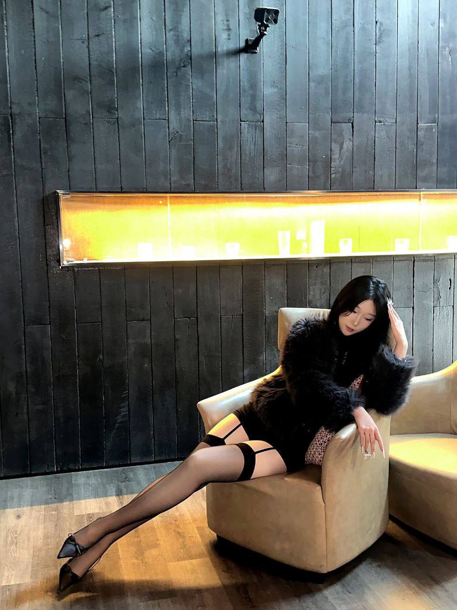 seher524006's tweet photo. 子曰：三思而后行，1...2...3...我喜欢你
上海市普陀区老年广场
#普陀区
老师002
截图联系客服：@LbBechara

（订100抵课费，白嫖勿扰） https://t.co/8EOlFDAhJM