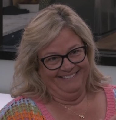 madelinekiyoko's tweet photo. when you successfully convince 2 legendary survivor players to target one of their loyal allies based on pure paranoia and delusions #bb28 https://t.co/hYauDxOS4u