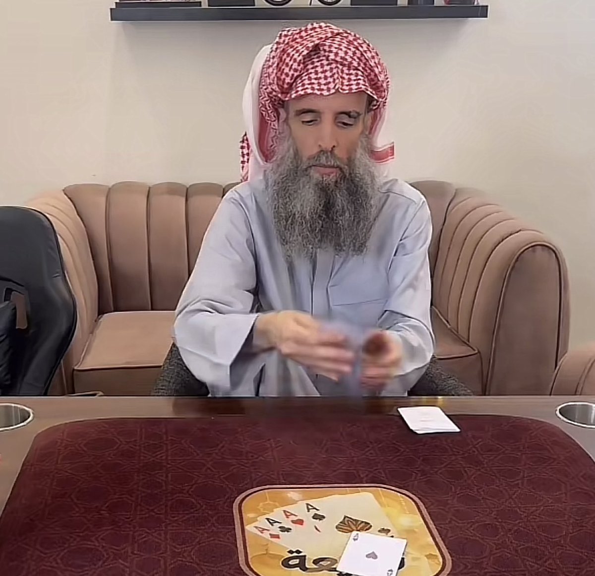 opa1911's tweet photo. وضعي بعد التقاعد 😁 https://t.co/DLqRtDOOYX