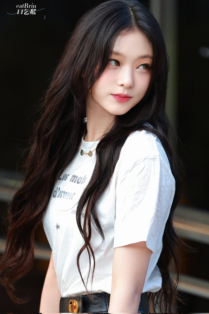 meonghaerin's tweet photo. 🍀💚 https://t.co/JJdEfkf3nv
