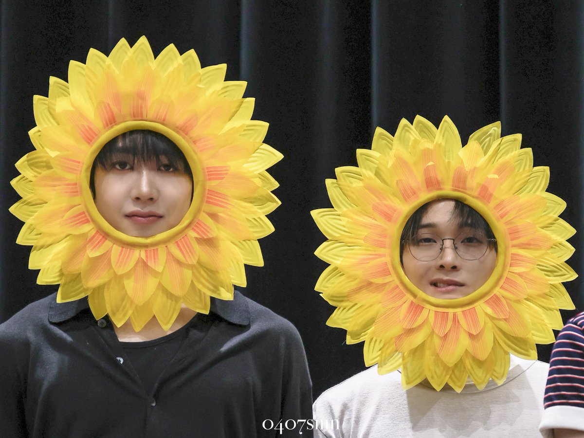 0407smn's tweet photo. 260728 여름이 왔네🌻✨

#xikers #싸이커스 #HUNTER #헌터 #SUMIN #수민 https://t.co/Ag8IRKNrJD