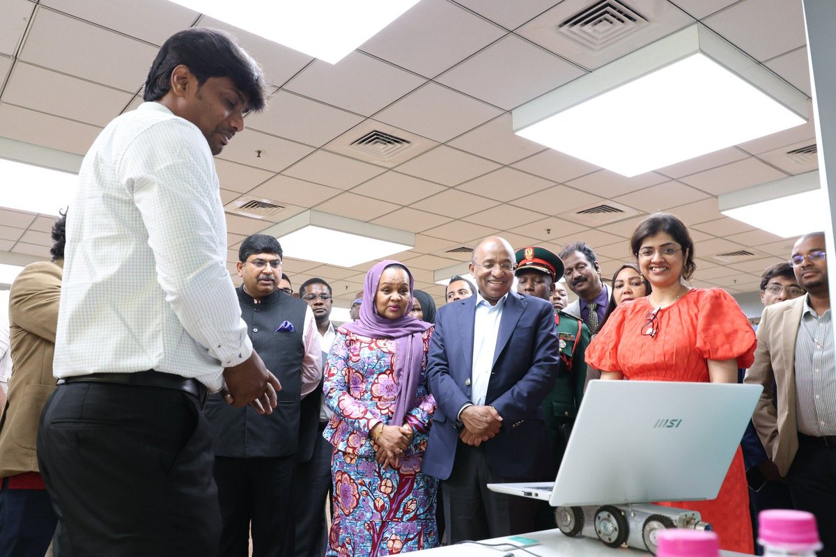 solinas_in's tweet photo. A proud moment for Solinas Integrity!

We were honoured to welcome H.E. Dr. Hussein Ali Mwinyi, President of Zanzibar, H.E. Mrs. Mariam Mwinyi and the delegation, and showcase our robotics &amp; AI solutions for water and sanitation.

Thank you, @iitmadras &amp; @iitmrp. https://t.co/AGaqW0FFSJ