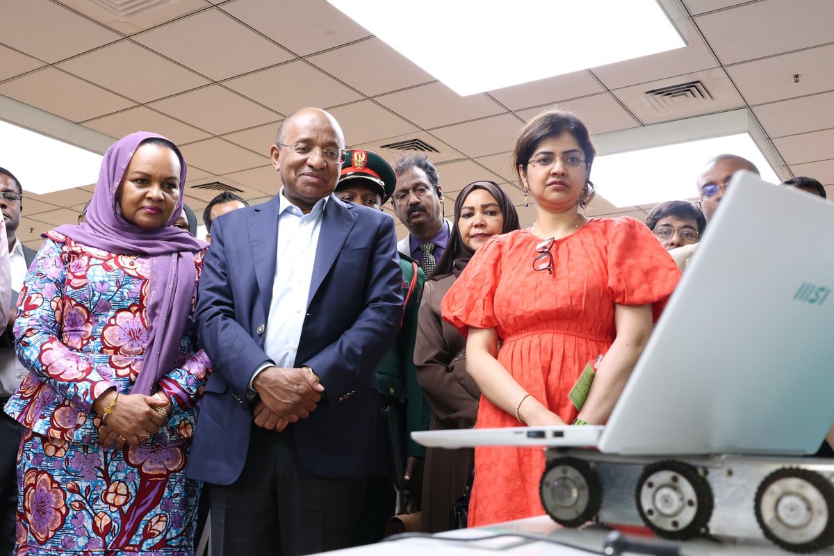 solinas_in's tweet photo. A proud moment for Solinas Integrity!

We were honoured to welcome H.E. Dr. Hussein Ali Mwinyi, President of Zanzibar, H.E. Mrs. Mariam Mwinyi and the delegation, and showcase our robotics &amp; AI solutions for water and sanitation.

Thank you, @iitmadras &amp; @iitmrp. https://t.co/AGaqW0FFSJ
