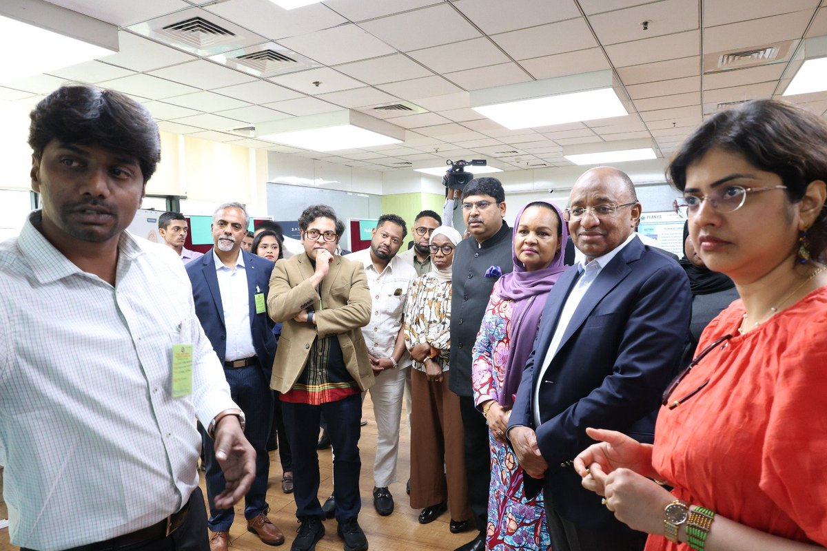 solinas_in's tweet photo. A proud moment for Solinas Integrity!

We were honoured to welcome H.E. Dr. Hussein Ali Mwinyi, President of Zanzibar, H.E. Mrs. Mariam Mwinyi and the delegation, and showcase our robotics &amp; AI solutions for water and sanitation.

Thank you, @iitmadras &amp; @iitmrp. https://t.co/AGaqW0FFSJ
