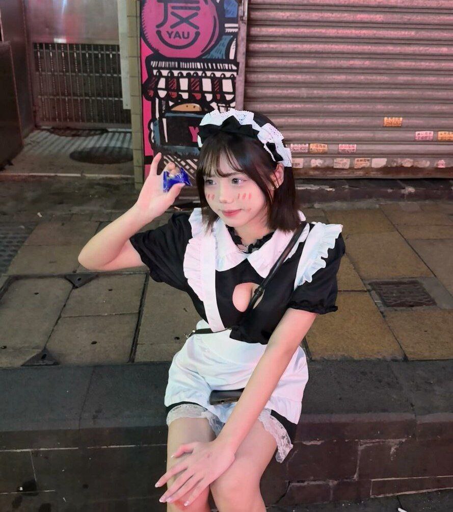 Caio38809242's tweet photo. 【🔥IG巨乳水滴奶正妹私密影片外流🔥】

嬌小身材居然有D杯水滴奶💧
身材真是完美到爆💥
小小年紀女上位搖的如此厲害👅
身下那小子真是有福氣🥵🥵

#轉推按讚���隨 #反差嫩妹 

外流區：https://t.co/0K5Gx4pSTf
台妹精選：https://t.co/vqYzHCh0X1
檔案區：https://t.co/mhbtwzBs8H https://t.co/ZEPpb1LdVo